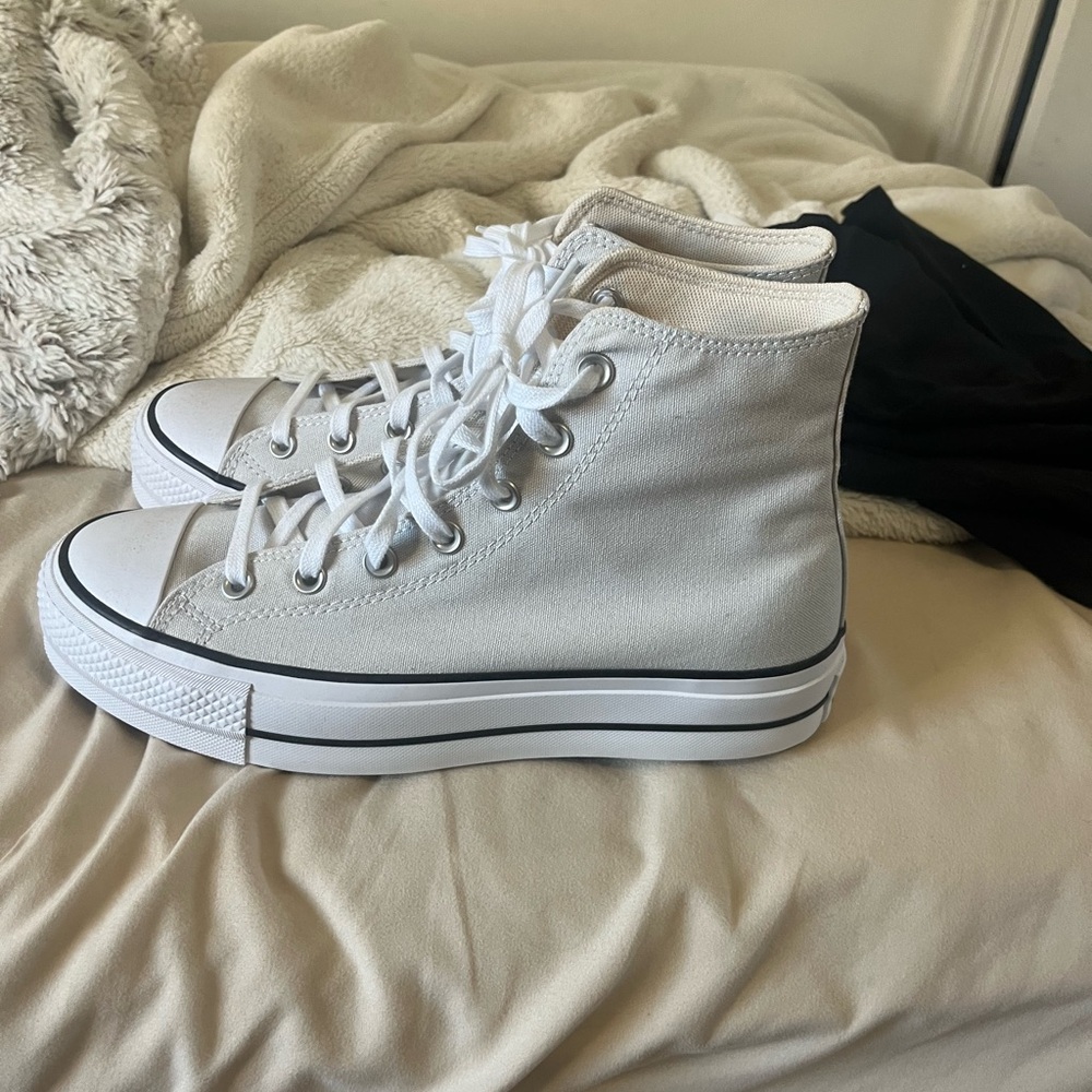 Converse Platform - Picture 4 of 5